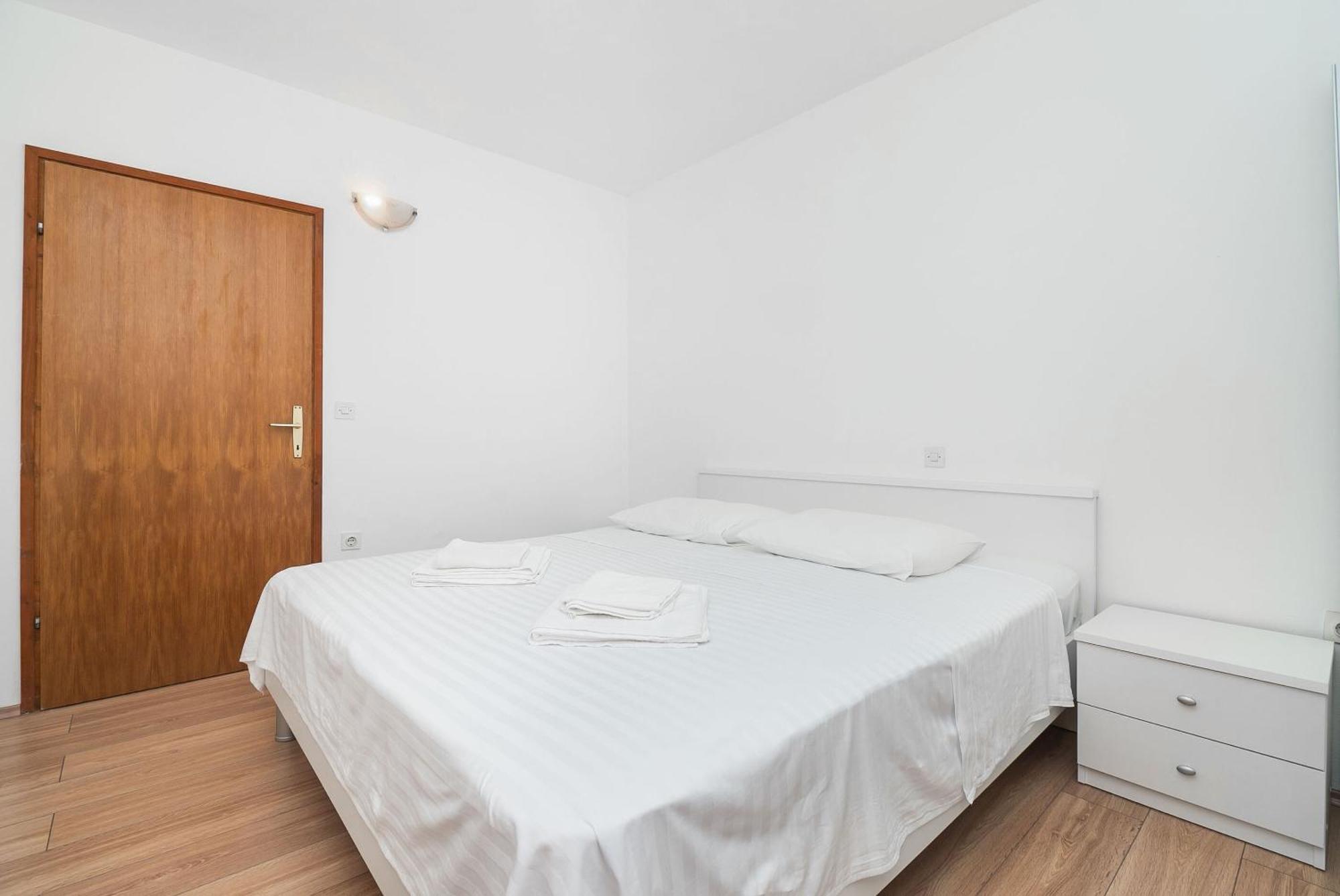 Apartment Ljuba Primošten Exterior foto